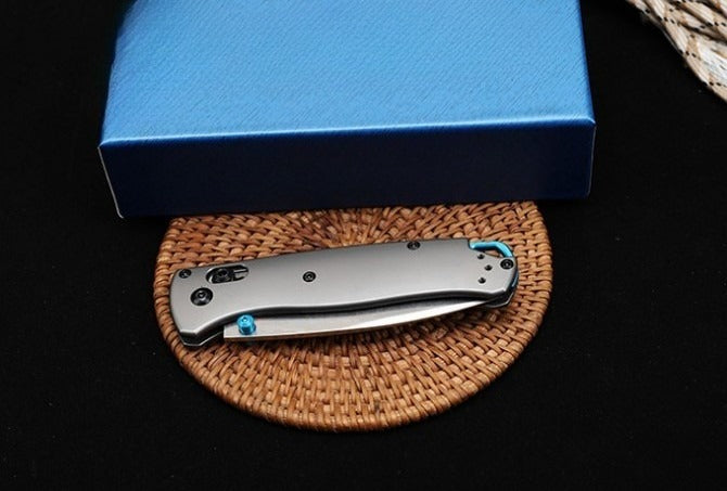 BM535-3 Manico in titanio color argento S90V Strumento pieghevole da esterno