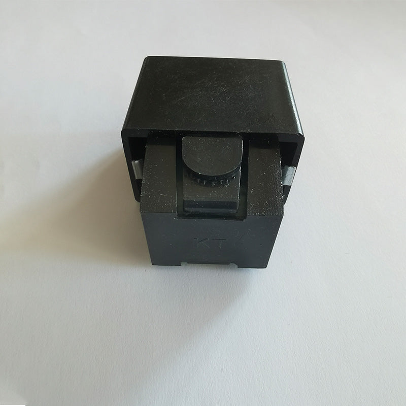Algunas piezas comunes para herramientas de exterior