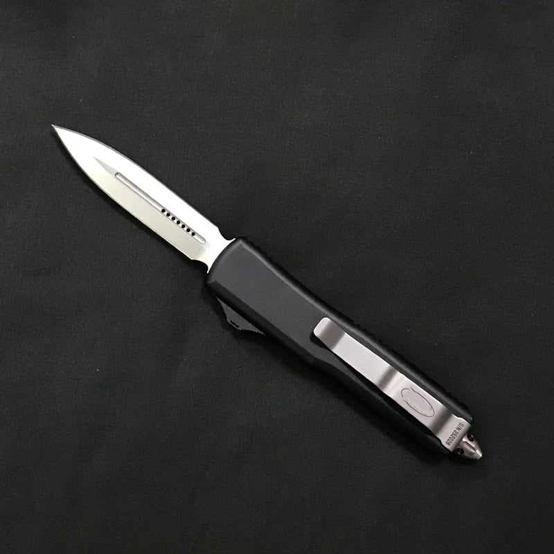 Utensile tascabile in alluminio nero con manico per esterni