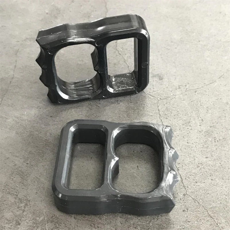 Mini zaino da esterno in plastica a due fori con pendente, strumento EDC