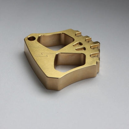 Kreativer Metall-Mini-Rucksack mit zwei Löchern, Outdoor-Schlüsselanhänger, EDC-Tool