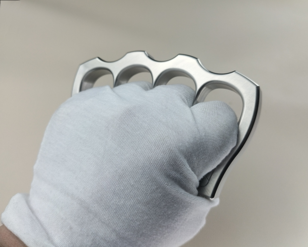 Utensile da esterno in acciaio inossidabile 304 con finitura a onda argentata