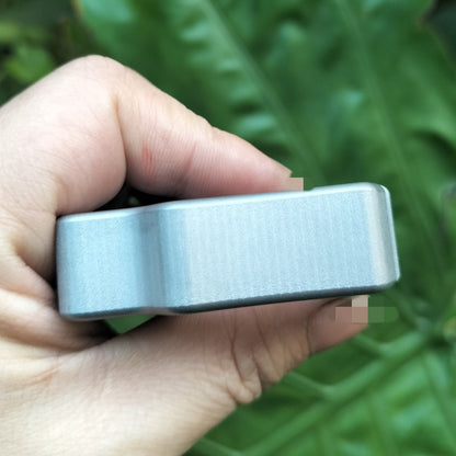 Mini utensile EDC multifunzione rinforzato per due dita