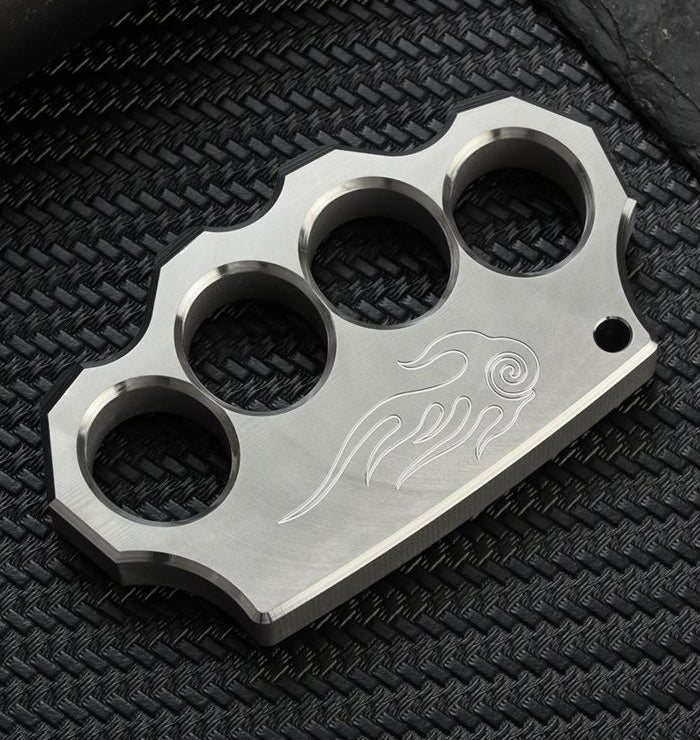 Herramientas EDC de acero clásico con patrón de espiral