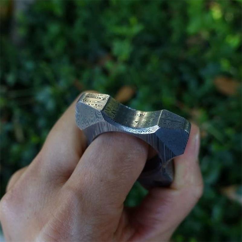 Destapador de botellas EDC de una sola pieza con patrón de Damasco
