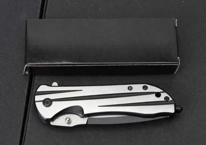 DA67 Silver Folding Outdoor Tools