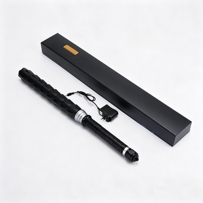 Fashion Flashlight — New Women's Portable Multi-Functional Keychain Flashlight