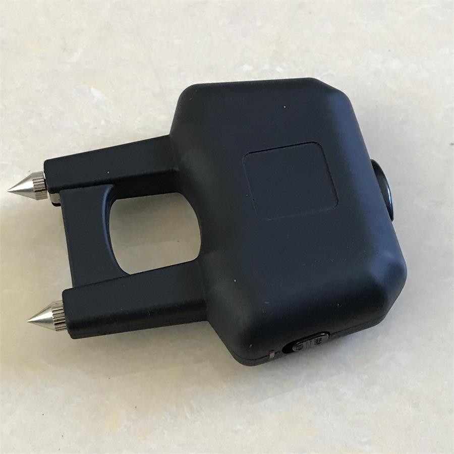 Single Hole Black Portable and Easy To Carry Edc Outdoor Tool