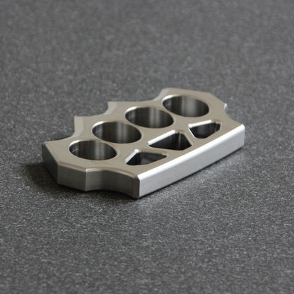 Utensile da esterno in acciaio 304, forma raffinata con grande foro