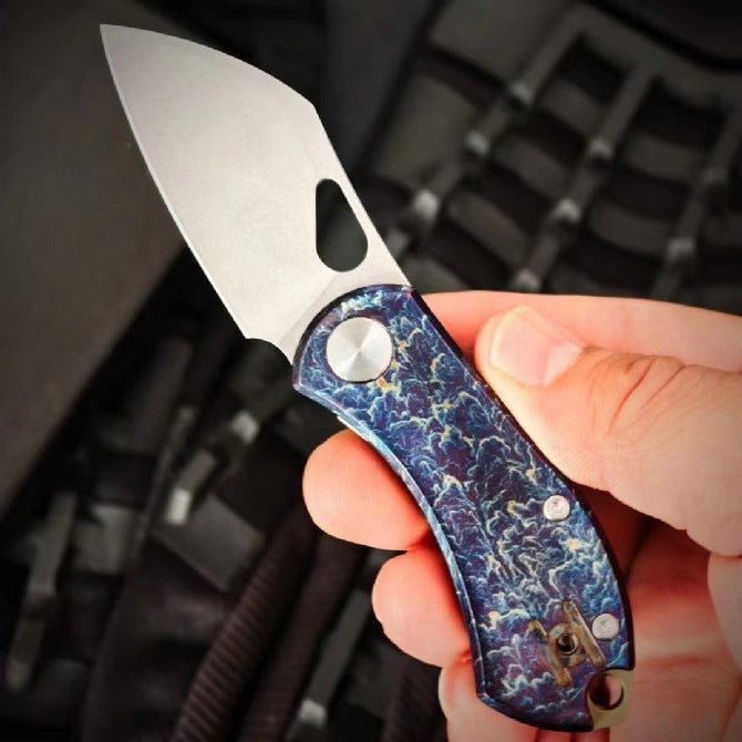 Titanium Alloy Lightning Pattern Folding Outdoor Tool