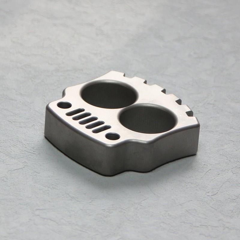 2023 NUOVO tirapugni EDC a due dita 