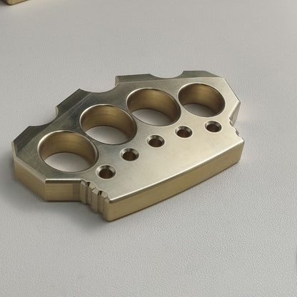Metallinen vuorenkruunun muotoinen EDC-työkalu ulkoiluun