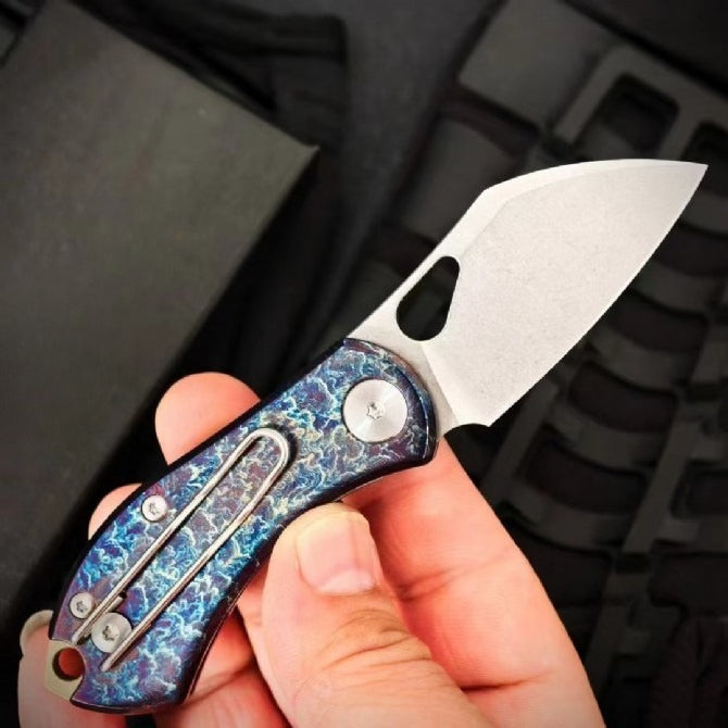 Titanium Alloy Lightning Pattern Folding Outdoor Tool