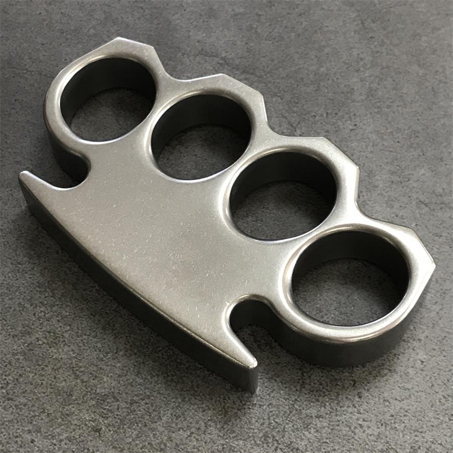 Attrezzo da Esterno in Acciaio Stonewashed THE KING