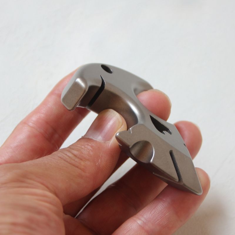 Mini Zaino in Titanio da Esterno Facile da Trasportare Strumento EDC