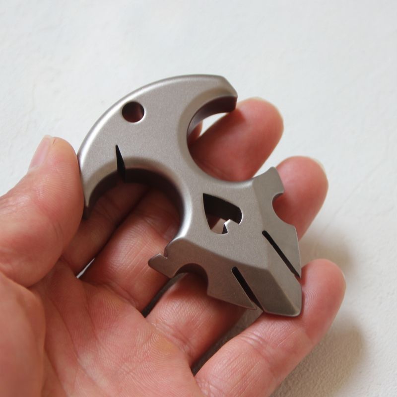 Mini Zaino in Titanio da Esterno Facile da Trasportare Strumento EDC