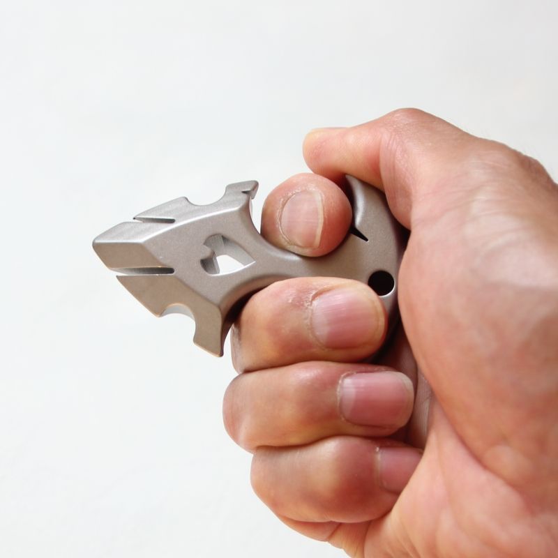 Mini Zaino in Titanio da Esterno Facile da Trasportare Strumento EDC