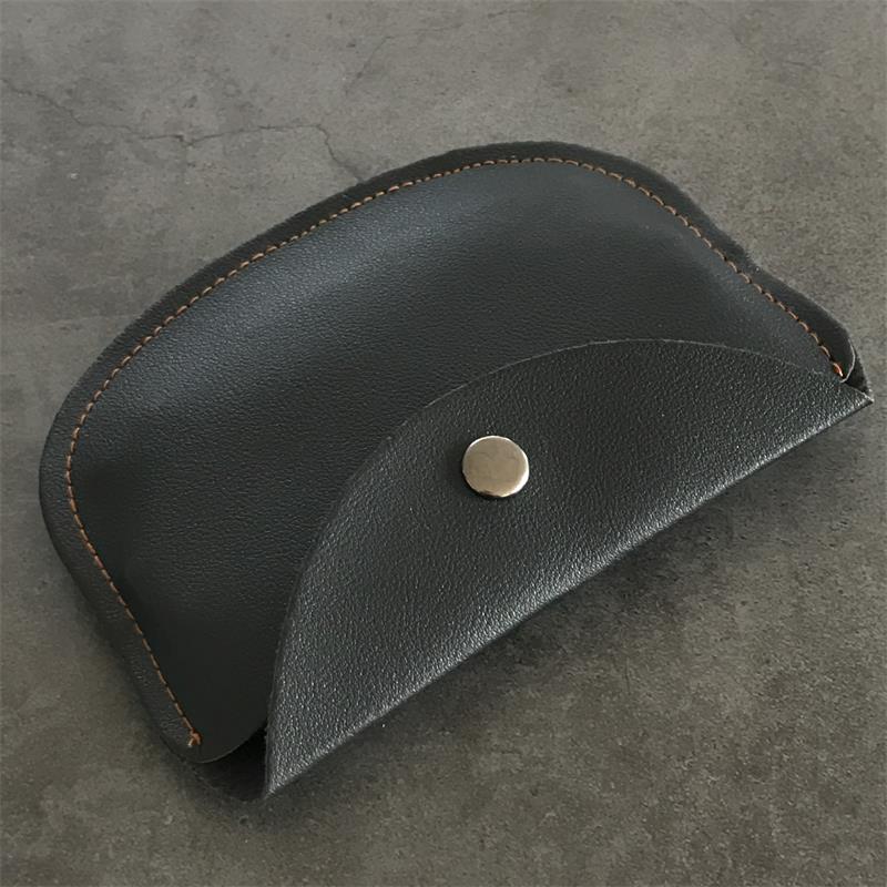 Estuche de cuero