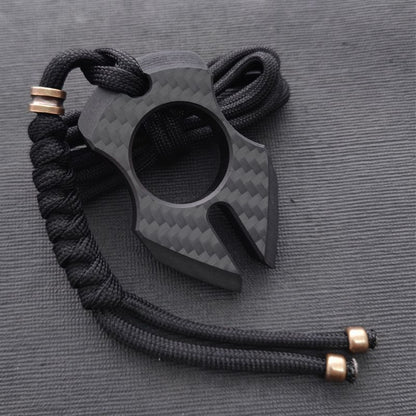 Vários estilos de ferramenta de exterior em fibra de carbono com um dedo, para porta-chaves e mochila