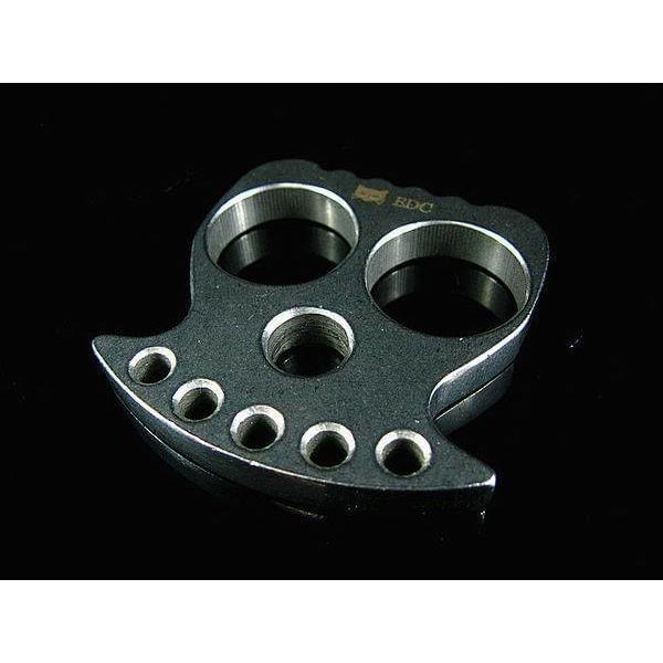 Llavero de autodefensa con calavera de acero inoxidable 9cr13mov 