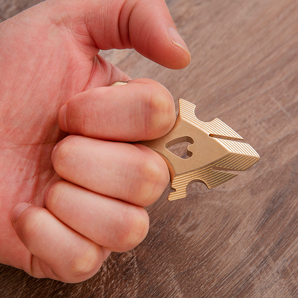 Daga de empuje de autodefensa Argus de latón macizo, 2025 