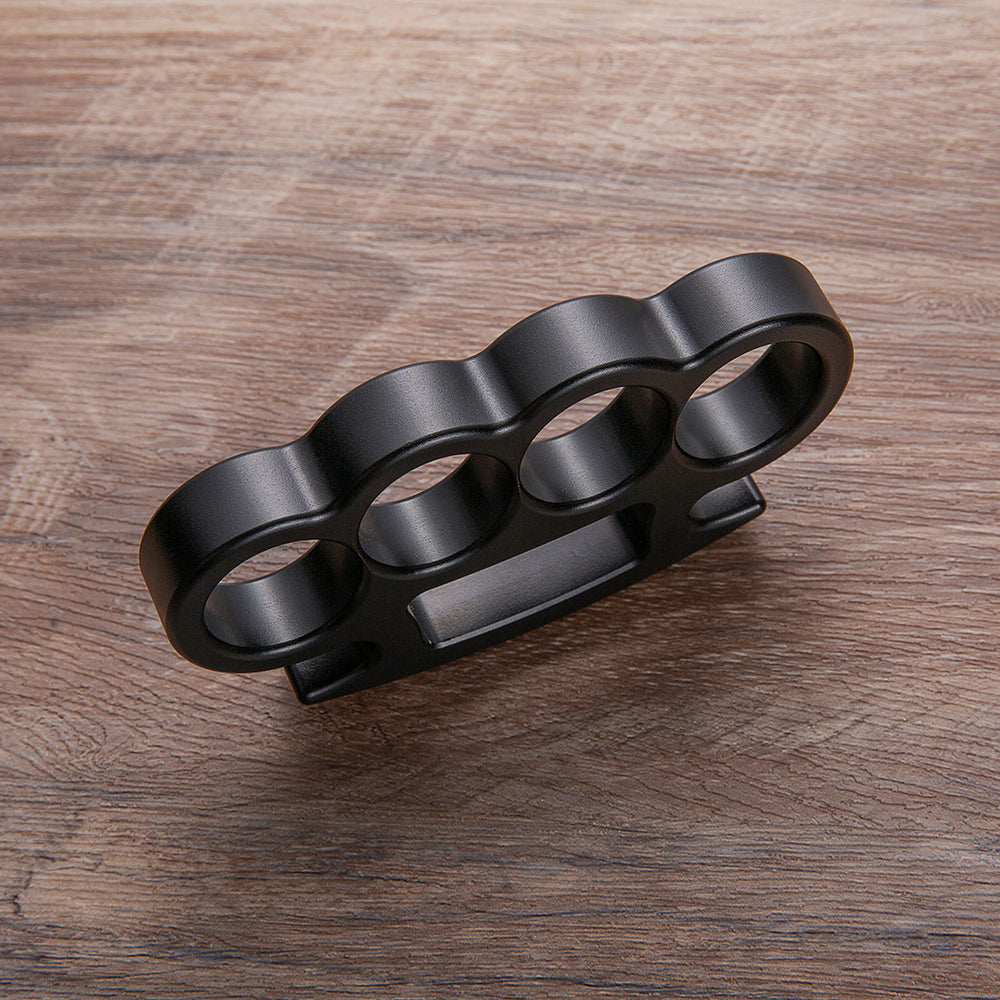 Nuovo apribottiglie in metallo a quattro dita 2024 