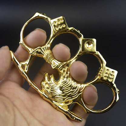 Utensile da esterno creativo a forma di aquila