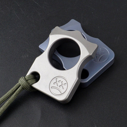 Ferramenta EDC portátil em liga de titânio, mini, com abridor de garrafas para porta-chaves