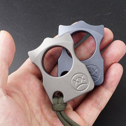Ferramenta EDC portátil em liga de titânio, mini, com abridor de garrafas para porta-chaves
