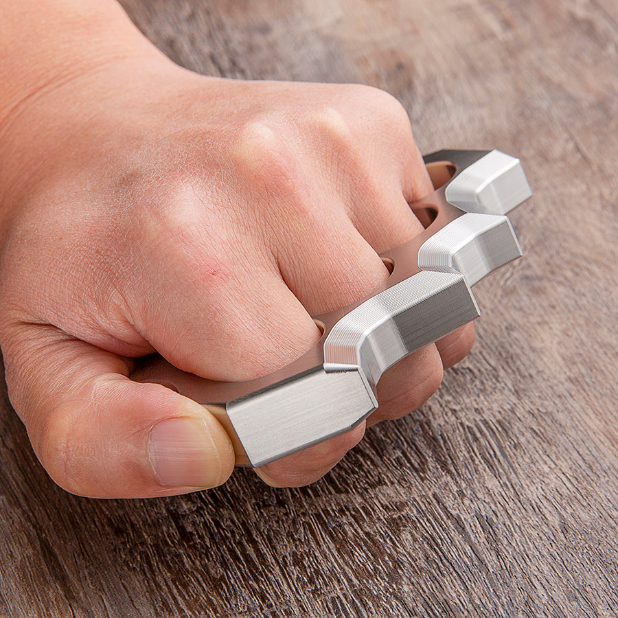 Nudillos con púas de acero inoxidable auténtico 