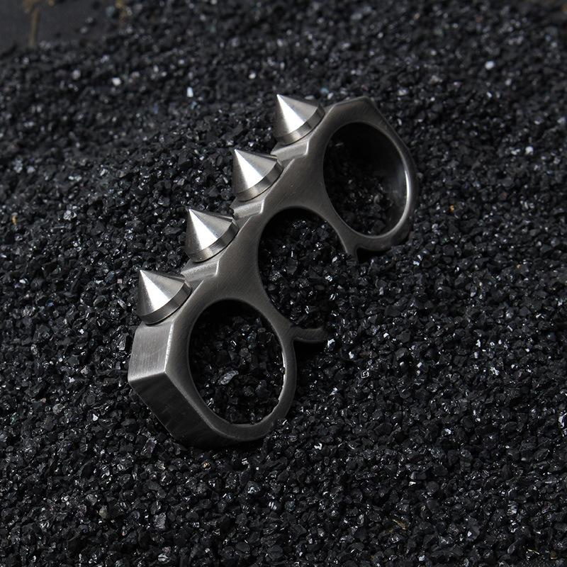 Spiked Brass Knuckles - Tacsafeworld EDC Gadgets