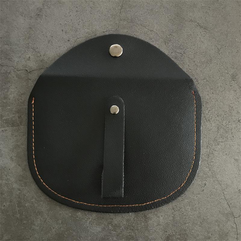 Estuche de cuero