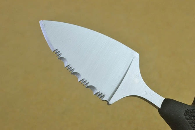 Utensile multiuso in gomma con manico 440 per levigatura per esterni