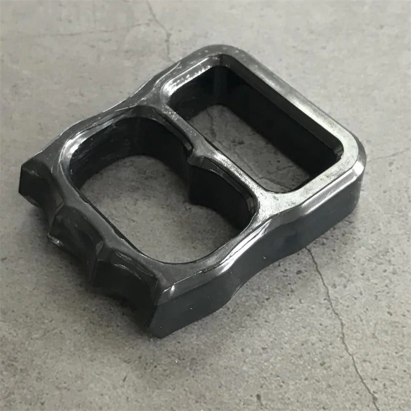 Mini zaino da esterno in plastica a due fori con pendente, strumento EDC