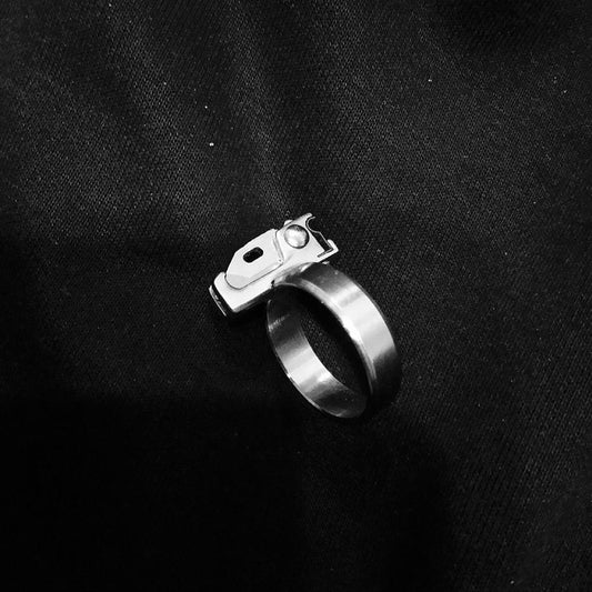 Folding Brass Knuckle Knife - Tacsafeworld EDC Gadgets